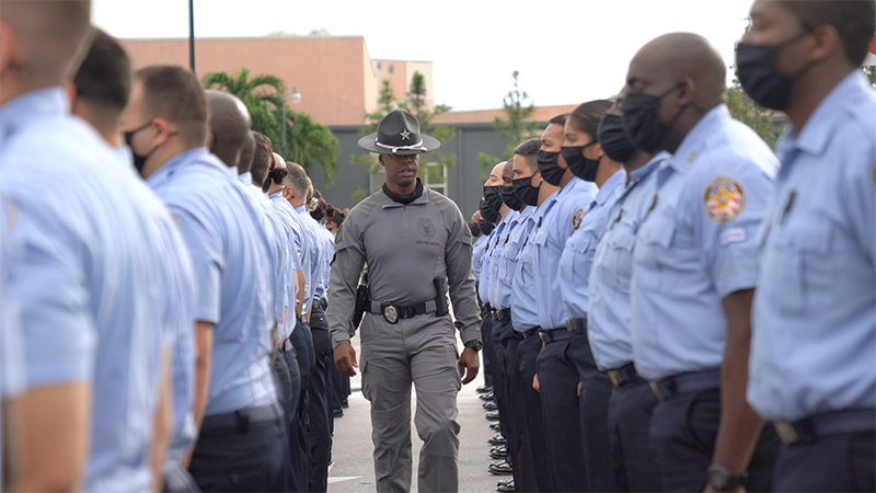 Careers image. Click here to learn about police careers.